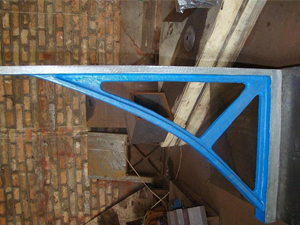 铸铁<strong>直角尺</strong>